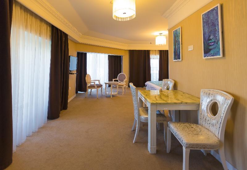 Amber Hotel Baku Luaran gambar